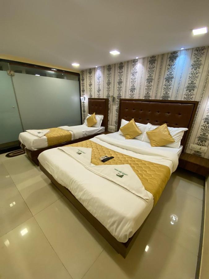 Garden Creek Residency - Near To Mumbai International Airport Hotel Exterior photo