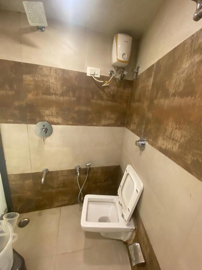 Garden Creek Residency - Near To Mumbai International Airport Hotel Exterior photo