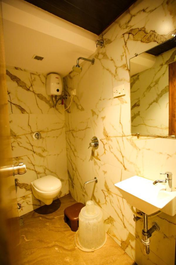 Garden Creek Residency - Near To Mumbai International Airport Hotel Exterior photo