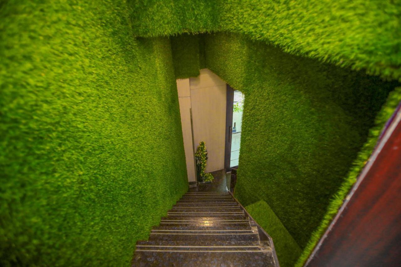 Garden Creek Residency - Near To Mumbai International Airport Hotel Exterior photo